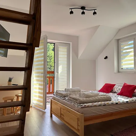 Homestay Dom Na Skale *